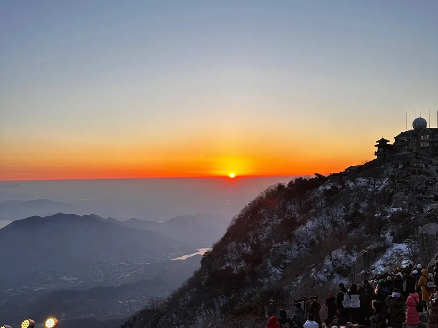 【青年旅友】郑州出发徒步泰山 凌晨登顶观日出